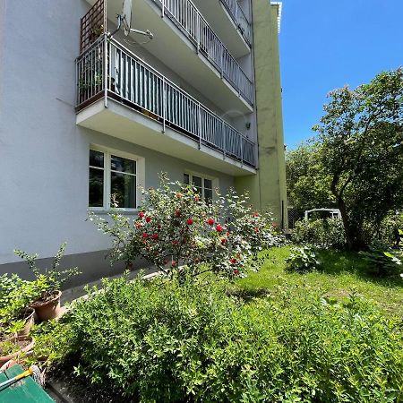 Old Town Nest Apartment คราคูฟ ภายนอก รูปภาพ